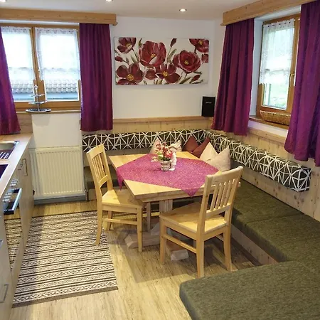 Unterlehenhof Apartment *